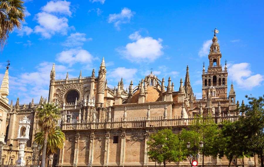 Cómo llegar a la Catedral de Sevilla